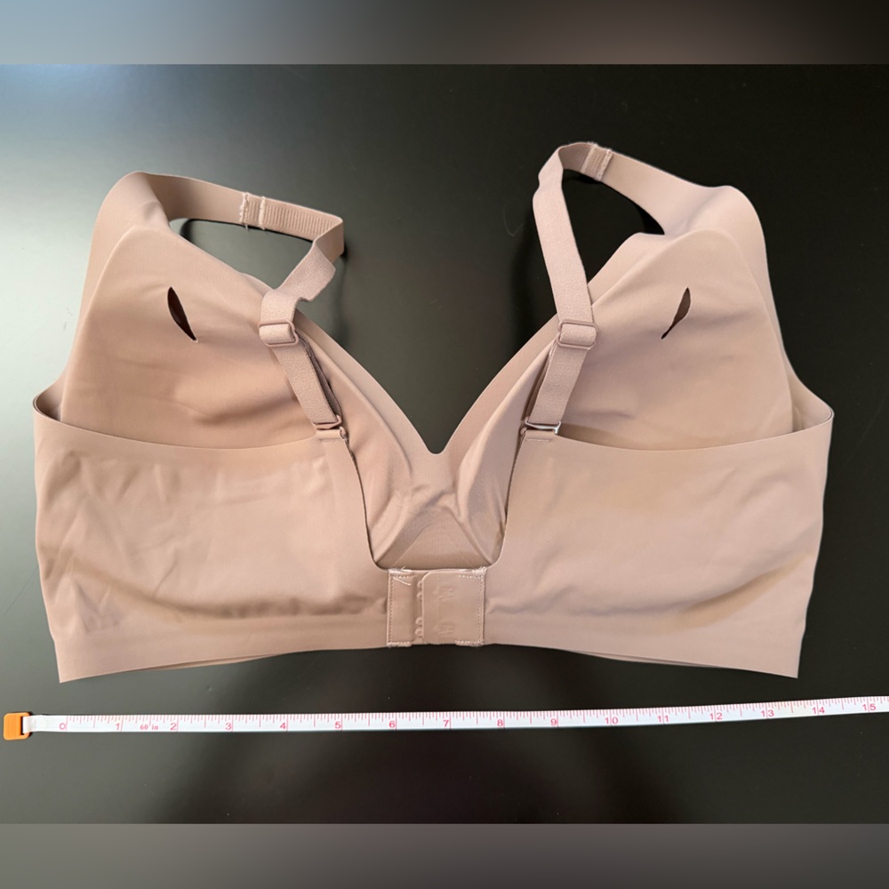 5 Seamless Wireless Bras - Picture 4 of 4